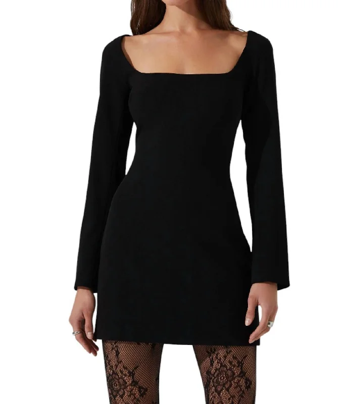 Calanthe Dress In Black