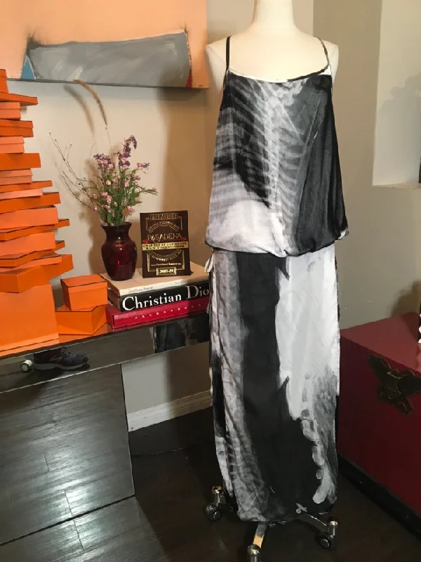 The People of the Labyrinths Black White Velour Maxi Dress 2400-724-11620