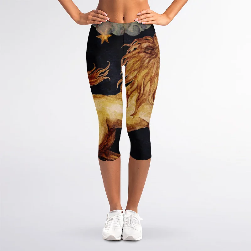 Watercolor Leo Zodiac Sign Print Women's Capri Leggings