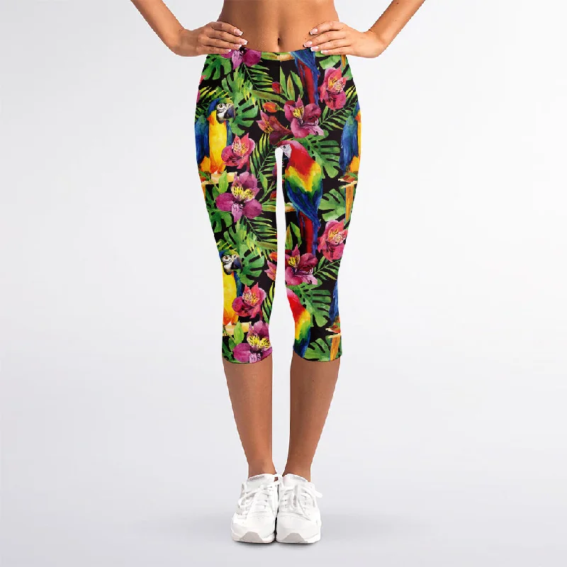 Watercolor Parrot Pattern Print Women's Capri Leggings