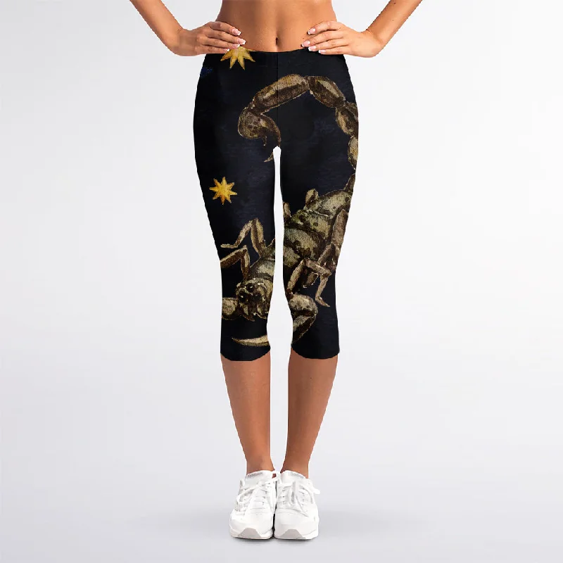 Watercolor Scorpio Zodiac Sign Print Women's Capri Leggings