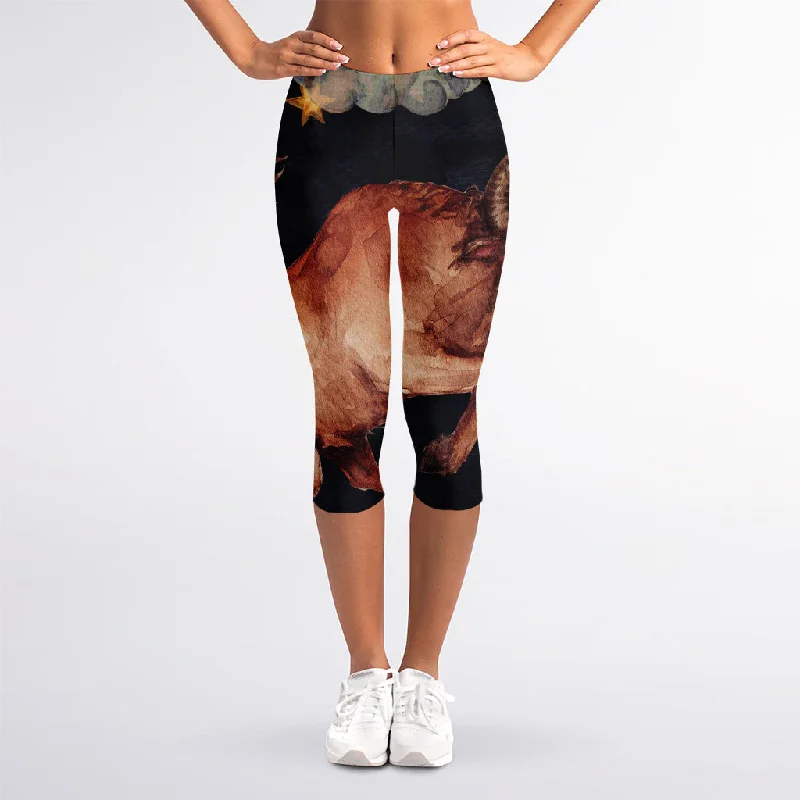 Watercolor Taurus Zodiac Sign Print Women's Capri Leggings