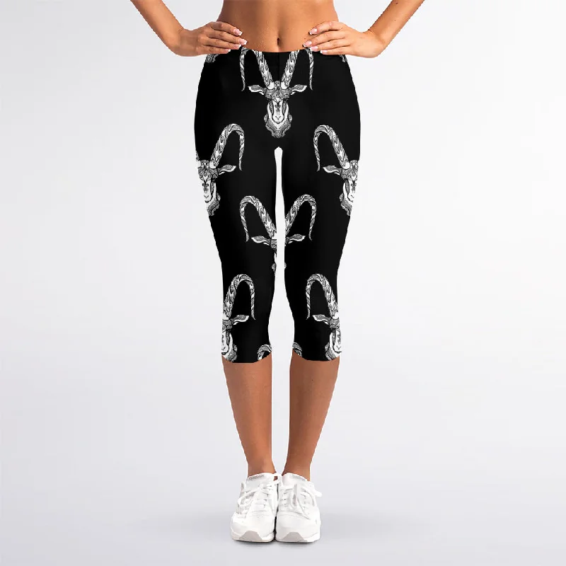 White And Black Capricorn Sign Print Women's Capri Leggings