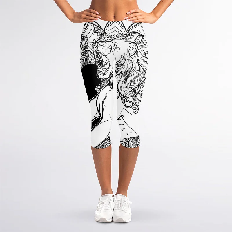 White And Black Leo Sign Print Women's Capri Leggings