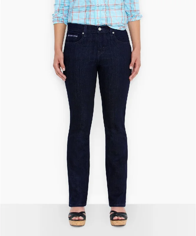 Levi's Women's Classic Straight Jeans - Denim Defense