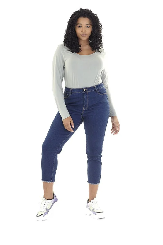 PLUS SIZE MID BLUE DENIM CROPPED MOM JEANS